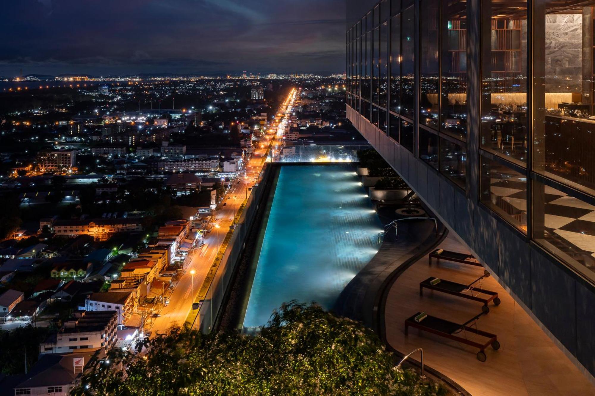 Holiday Inn & Suites Rayong City Centre By Ihg Zewnętrze zdjęcie