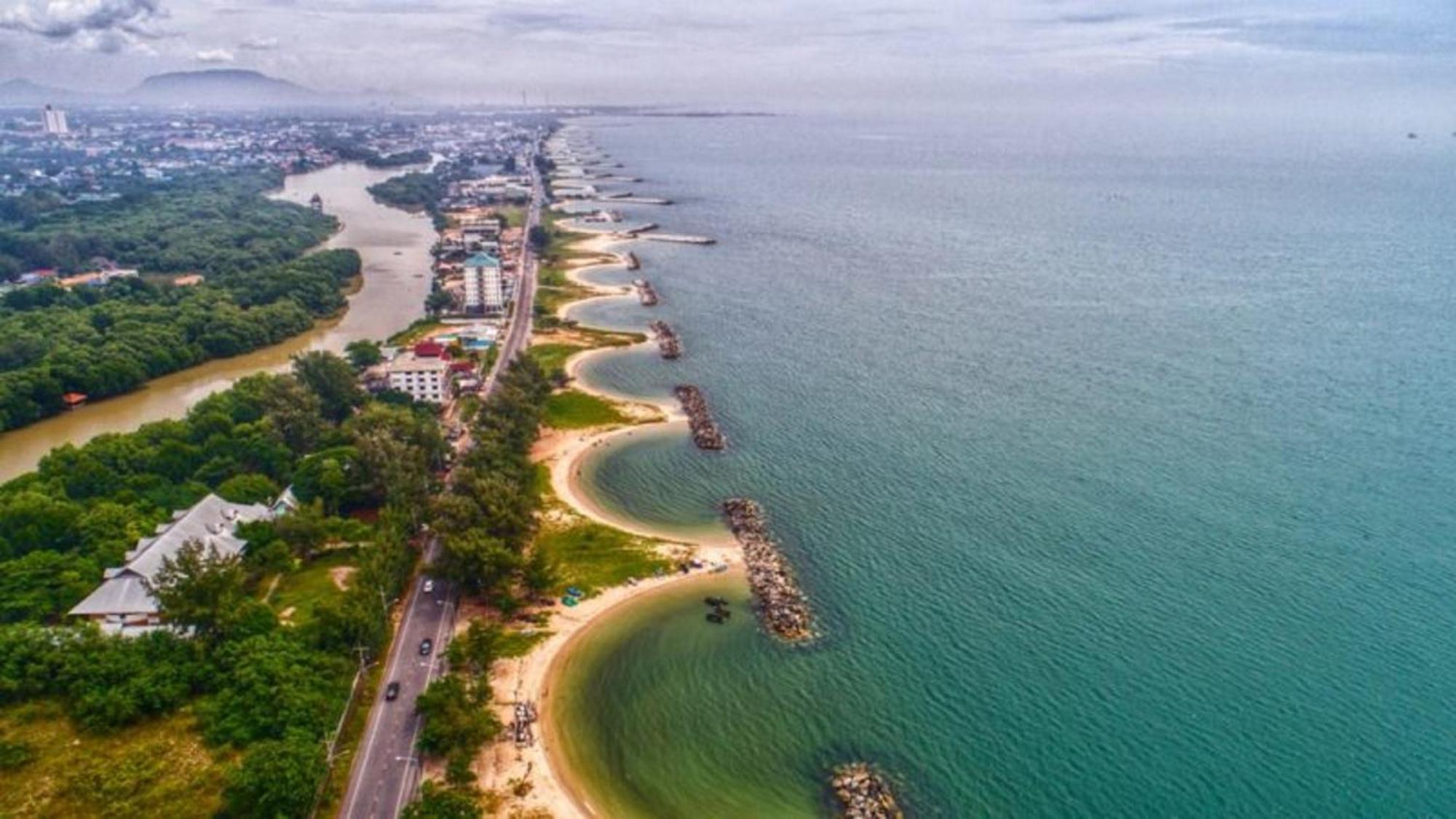 Holiday Inn & Suites Rayong City Centre By Ihg Zewnętrze zdjęcie